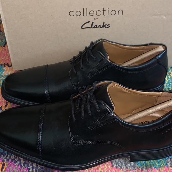 Mens 7 1/2 Clarks Tilden Cap Oxford shoes main image 3